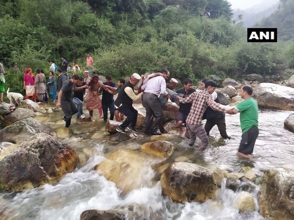 Himachal Pradesh: 15 dead, 25 injured as bus falls into gorge in Kullu