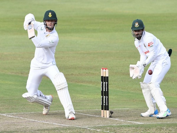 Northamptonshire sign South Africa batter Ryan Rickelton on short-term deal