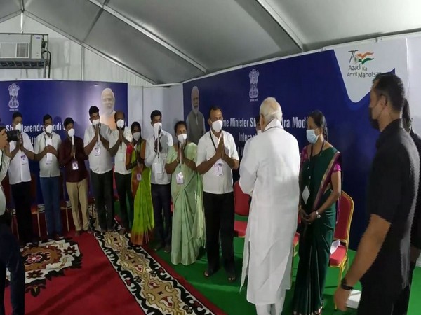 Will you stitch my kurta? PM Modi asks while interacting with govt scheme beneficiaries in Mysuru