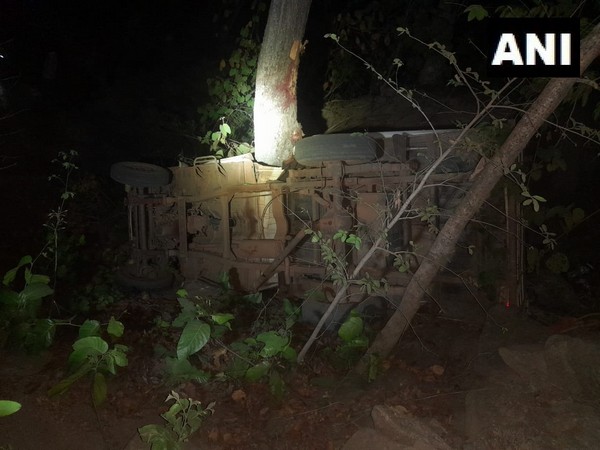 Two Chhattisgarh security personnel killed after vehicle overturns in Balrampur