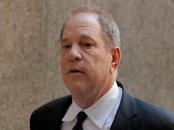 Weinstein extradition fight ends with transfer to California