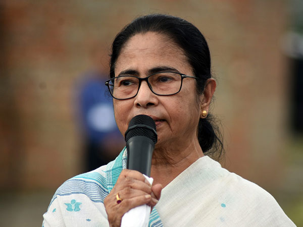 BJP Demands Resignation of Mamata Banerjee Over Trainee Doctor's Death