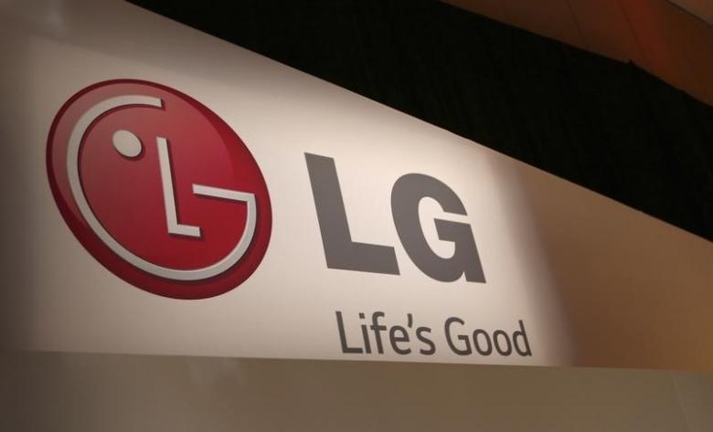 LG Electronics Inc. unveils V40 ThinQ with five different cameras on Thursday