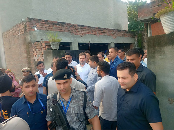 Rahul Gandhi's 'Dogri Dham': Professional Dialogue in J&K