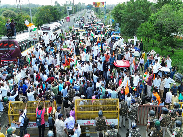 Madhya Pradesh Congress Rallies for Increased Soybean MSP with Statewide 'Kisan Nyay Yatra'