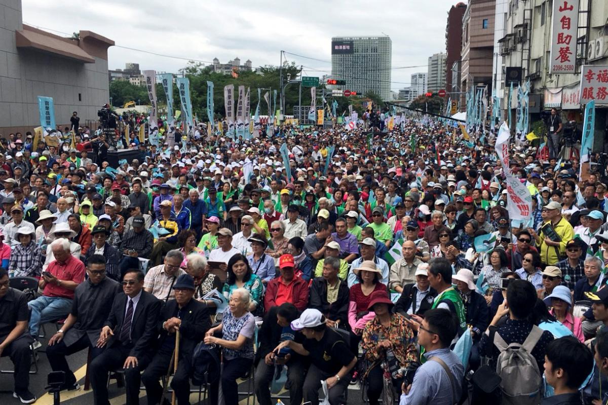 Demonstrators rally in Taiwan, call for referendum on independence from China