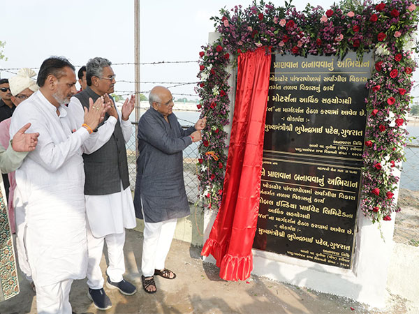 Gujarat CM Unveils Rs 640 Crore Development Projects in Viramgam