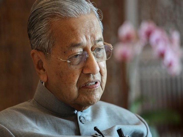 Mahathir Mohamad Hospitalized Amid Legal Battle