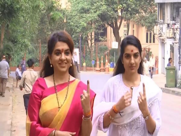 Shiv Sena's Shaina NC Rallies Mumbaikars to Vote in Crucial Assembly Elections