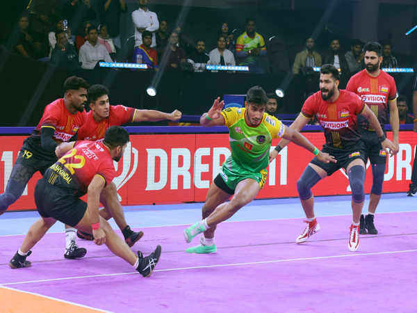 Patna Pirates' Strategic Harmony Leads to Decisive Victory