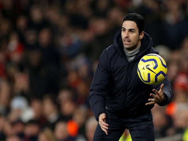Soccer-Arteta urges Arsenal to show courage ahead of Olympiakos test