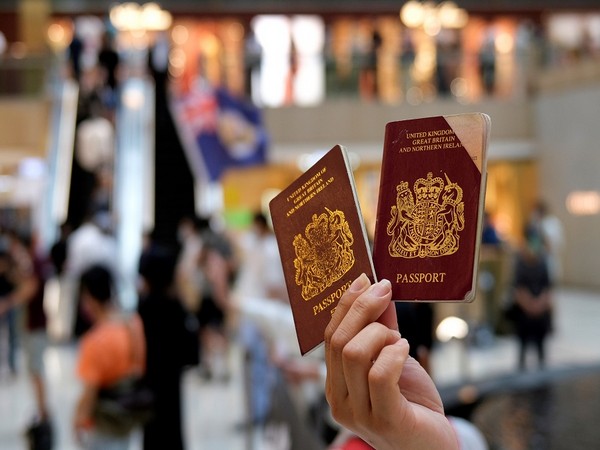 London slams Beijing for threatening to withdraw recognition of British overseas passports