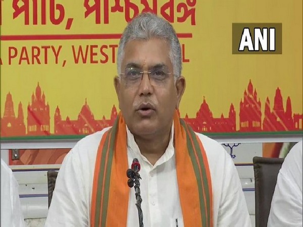 UP Assembly Polls: Akhilesh Yadav invited Mamata Banerjee to campaign for him because his chances of winning are slim, says BJP's Dilip Ghosh