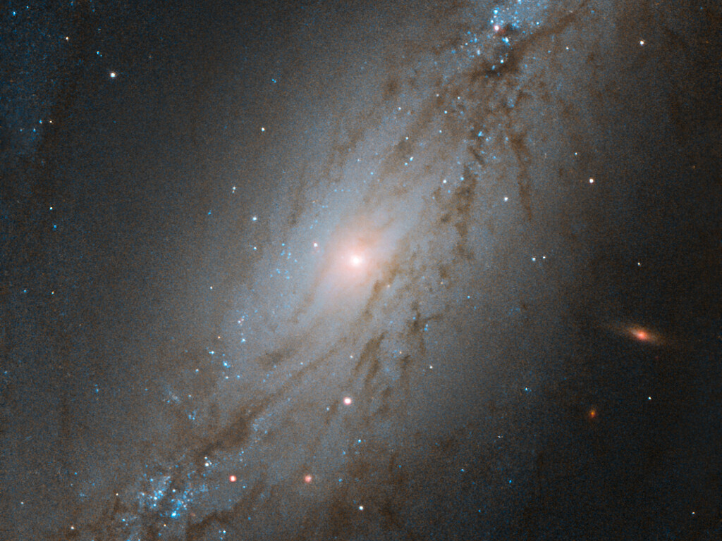 Galactic beauty: Stunning NGC 7513 galaxy captured by Hubble telescope