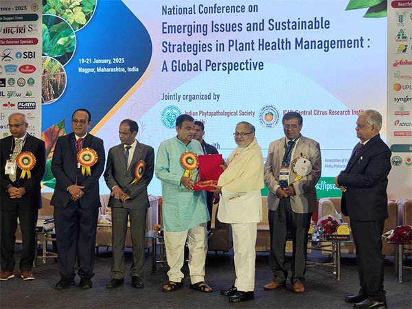 Dhanuka Agritech Honored with IPS Best Corporate Award 2024 for Sustainable Farming Achievements