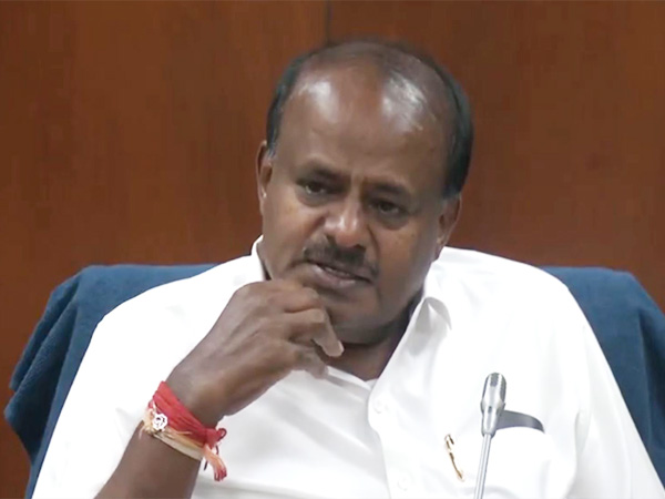 Kumaraswamy Criticizes Congress Over Gandhi's Legacy Use