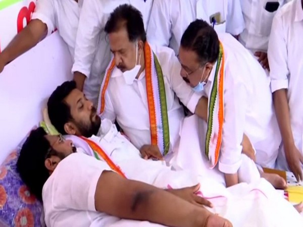Youth Congress MLAs continue hunger strike in Kerala to express solidarity with PSC rank-holders