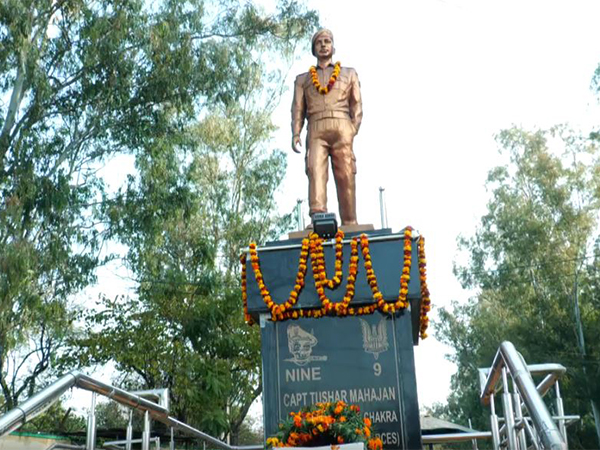 J-K: NCC pays tribute to Captain Tushar Mahajan in Udhampur on his 8th death anniversary 