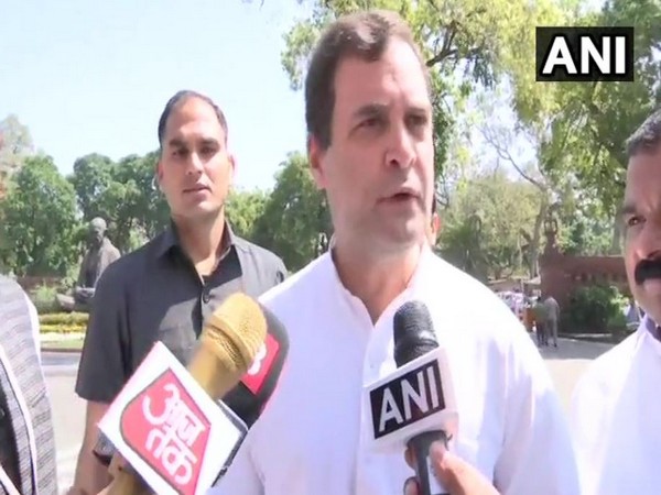 Small, medium businessmen and daily wage labourers need economic help not clapping: Rahul Gandhi