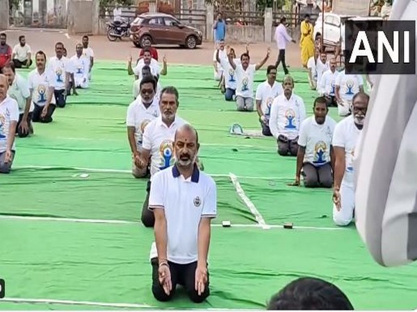 Union Ministers G Kishan Reddy, Bandi Sanjay Kumar participate in Yoga Day celebrations  