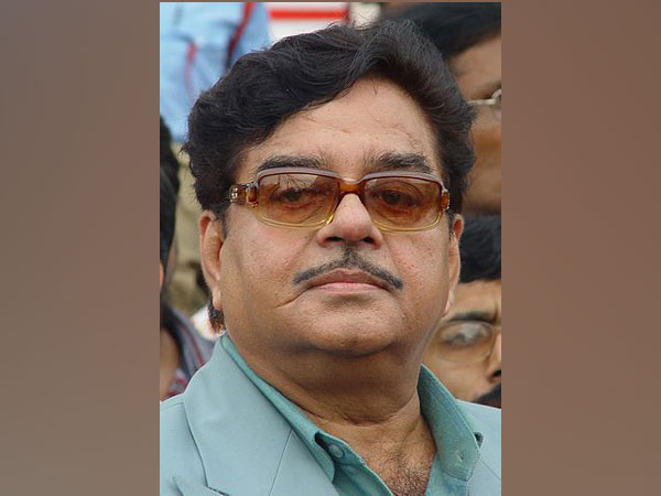 Shatrughan Sinha condoles Madhya Pradesh Governor Lalji Tandon's demise