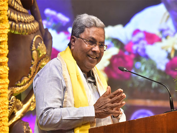 Karnataka CM Advocates Narayana Guru's Vision of Social Unity