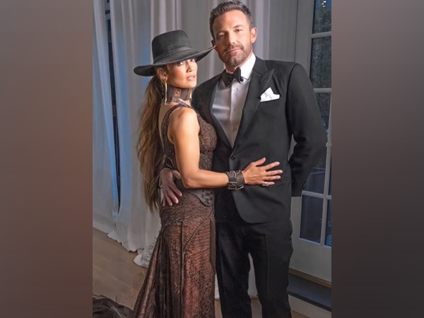 Jennifer Lopez and Ben Affleck Set to Divorce After Two-Year Marriage