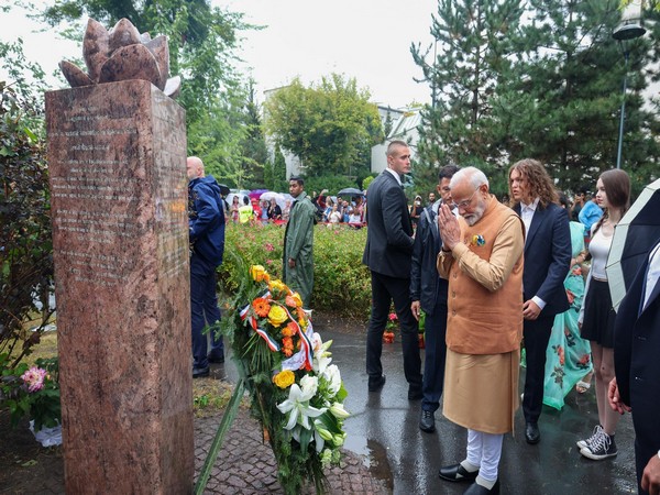 Modi Honors Gujarat's Role in India-Poland Relations During Historic Poland Visit