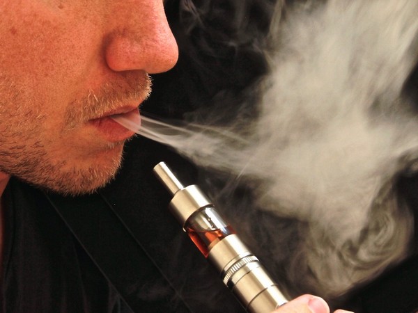 E-cigarettes might worsen asthma: Study