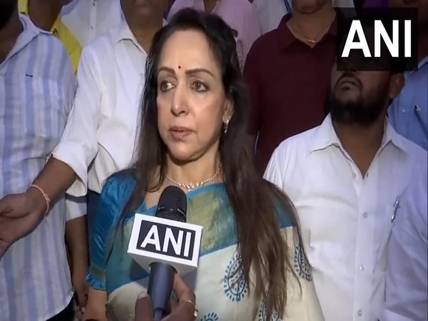 “No other PM has done such things”: Hema Malini on Women’s Reservation Bill