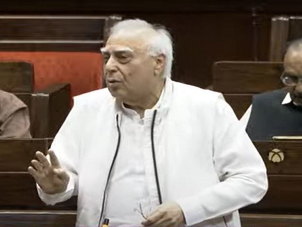 "Very small and delayed step...": Kapil Sibal on Women Reservation Bill 
