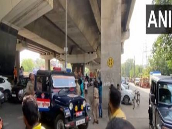 Scooty Rider Collides with Elevated Road Pillar in Noida