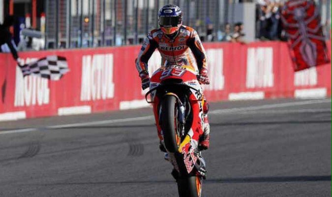 UPDATE 2-Motorcycling-Marquez clinches fifth MotoGP title with victory in Japan