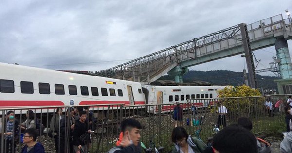 UPDATE 3-Taiwan train crash kills 18 in deadliest rail tragedy in decades