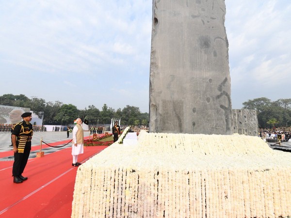 Modi pays tribute to police forces on Police Commemoration Day