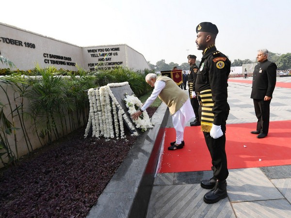 PM Modi pays homage to police personnel killed in line of duty