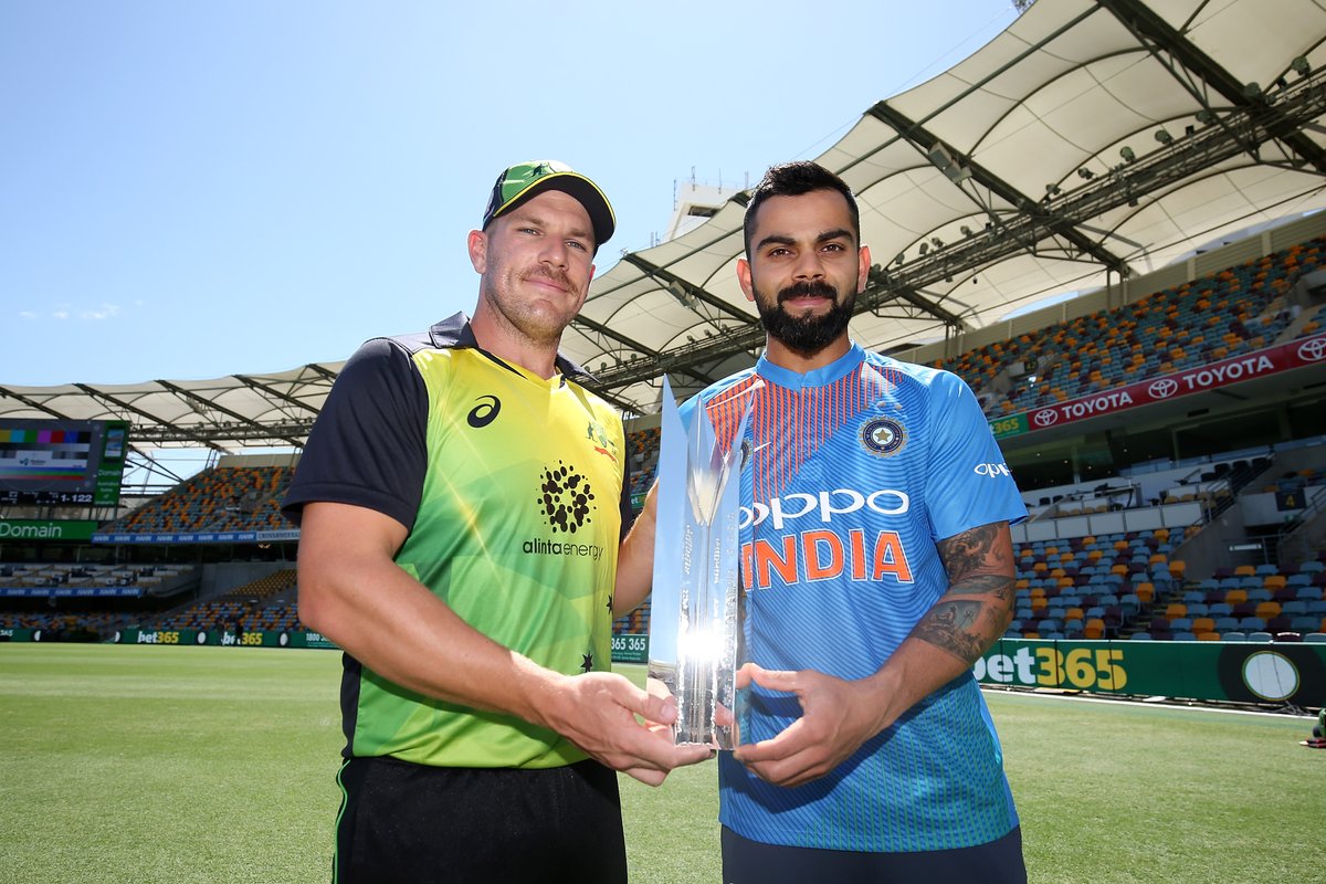 Kohli, Krunal shines for India in a 6 wicket win against Australia 