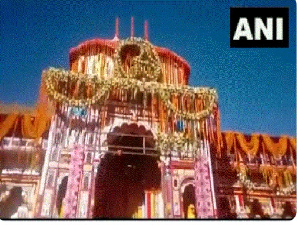 Uttarakhand: 'Gaddi' of Adi Shankaracharya reaches in Joshimath from Badrinath