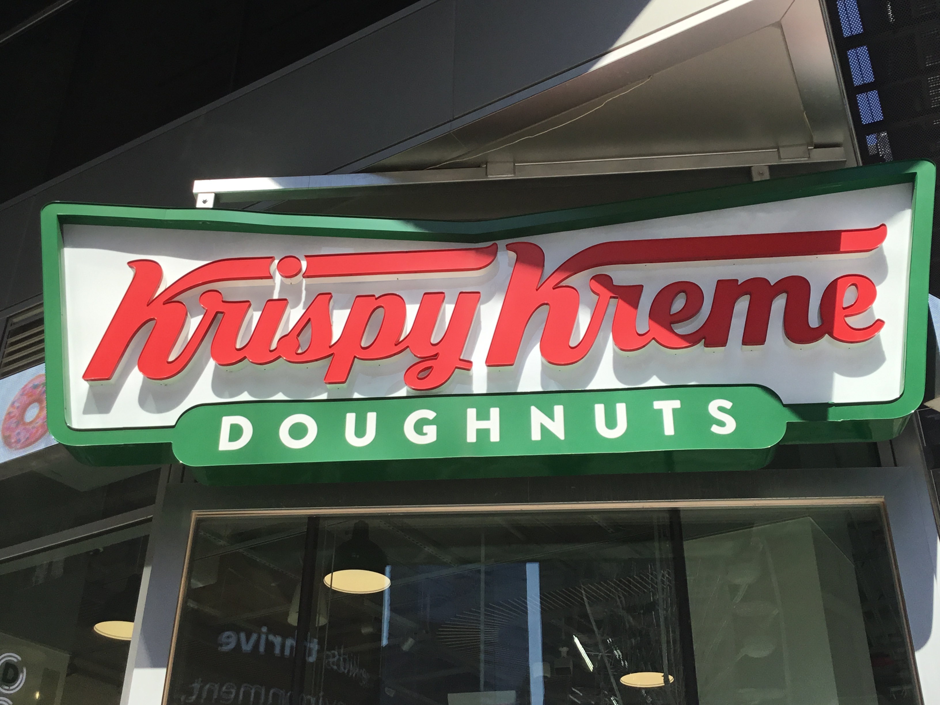 'Krunchy Dream' welcomes Russian customers after Krispy Kreme exit