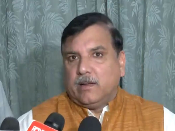 Sanjay Singh Demands Supreme Court-Probed Investigation into Adani Bribery Allegations