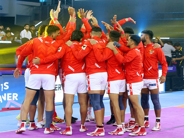 Gujarat Giants Shine in Thrilling PKL Comeback Against Dabang Delhi KC