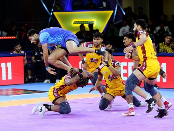 Vijay Malik Leads Telugu Titans to Thrilling Victory Over Bengal Warriorz