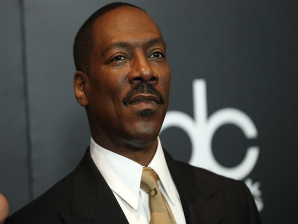 Eddie Murphy returns to 'Saturday Night Live' show for Christmas special