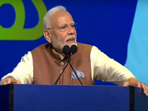 PM Modi Celebrates India-Kuwait Civilizational Ties at 'Hala Modi' Event