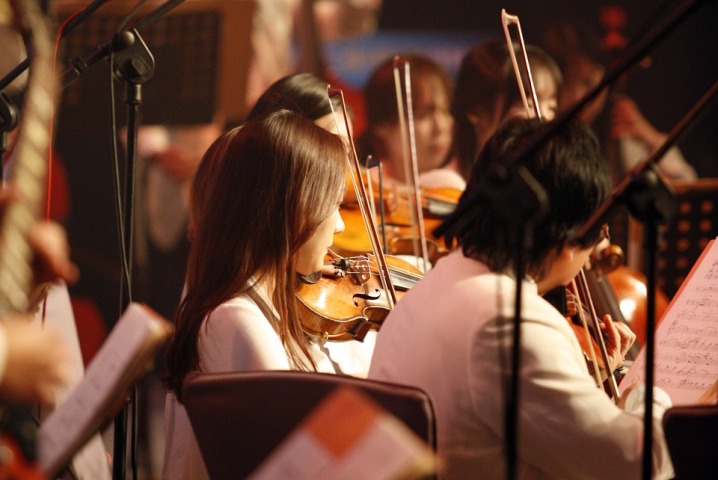Hong Kong orchestra quarantines after member contracts COVID