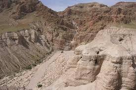Archaeologists embark on new journey to find Dead Sea scrolls more than 2000 years old 