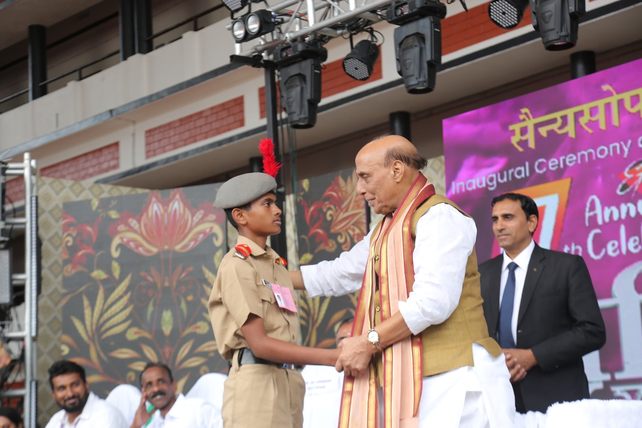 Rajnath Singh Inaugurates Vidyadhiraja Vidyapeetom Sainik School, Highlights Vision for Youth-Led Nation Building

