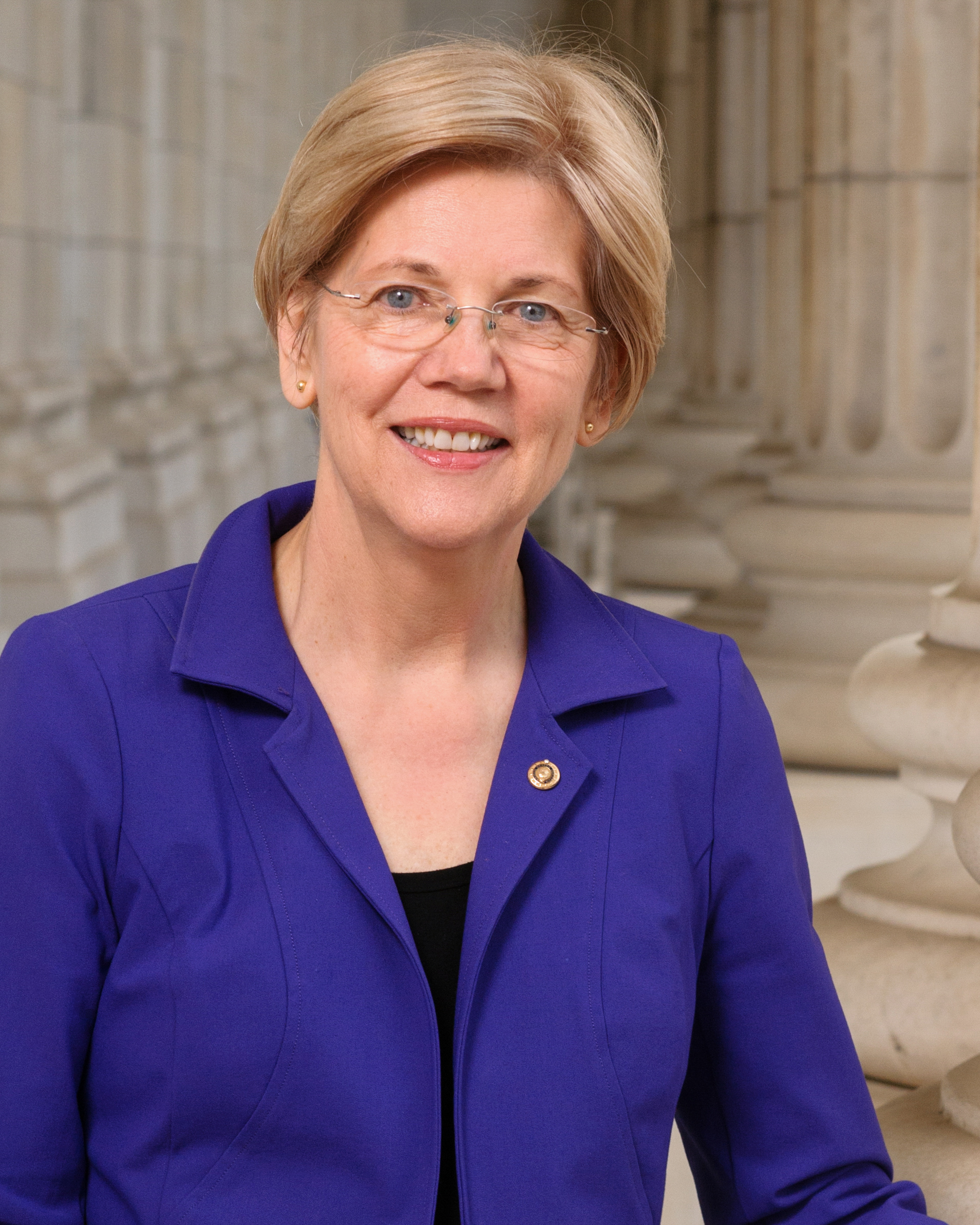 UPDATE 2-Goldman's Blankfein calls Warren's criticism of billionaires 'tribalism'