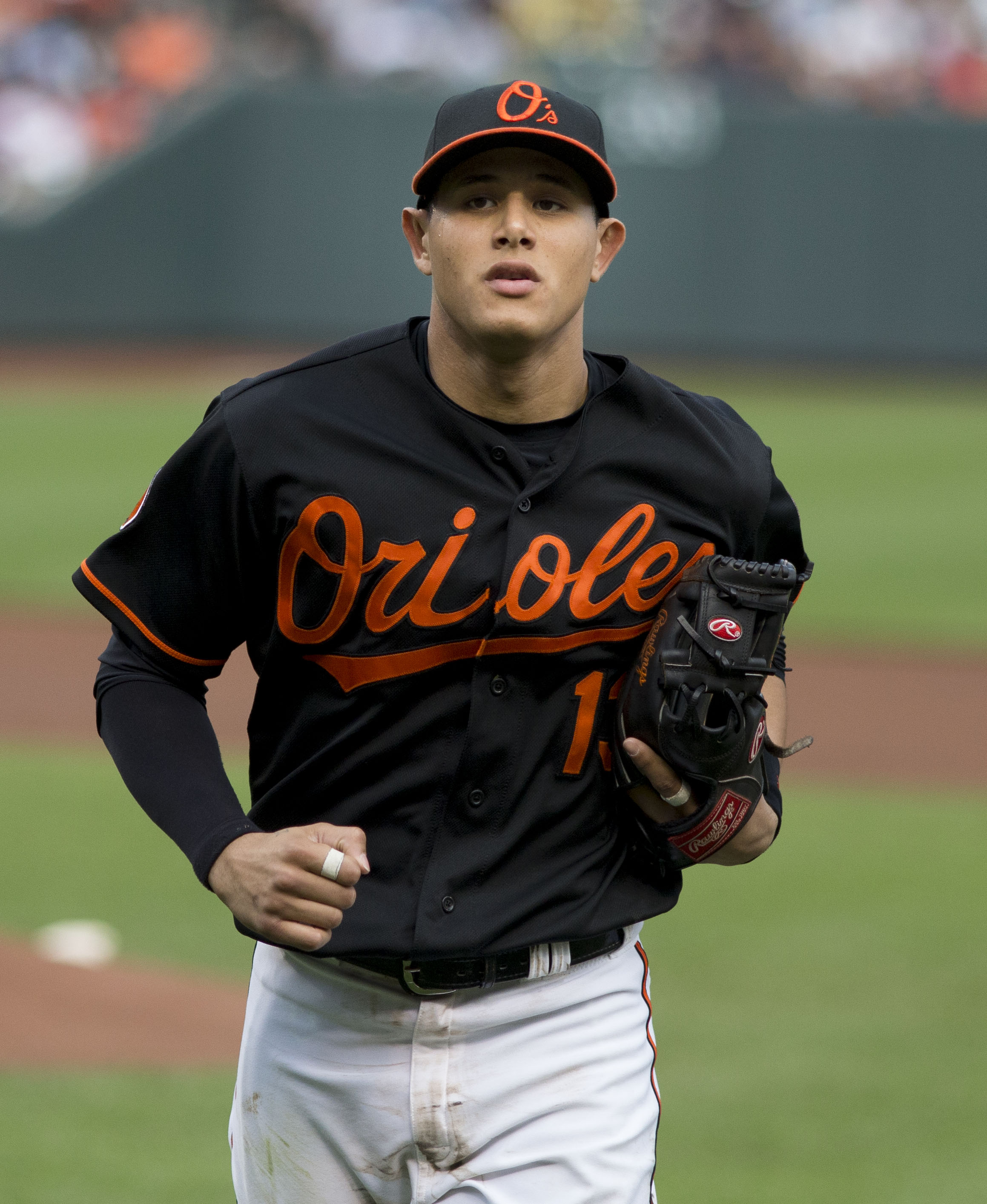 Sports News Roundup: MLB roundup: Manny Machado, Padres torch Giants to complete sweep; Report: Juwan Howard declines Lakers' coaching overture and more 