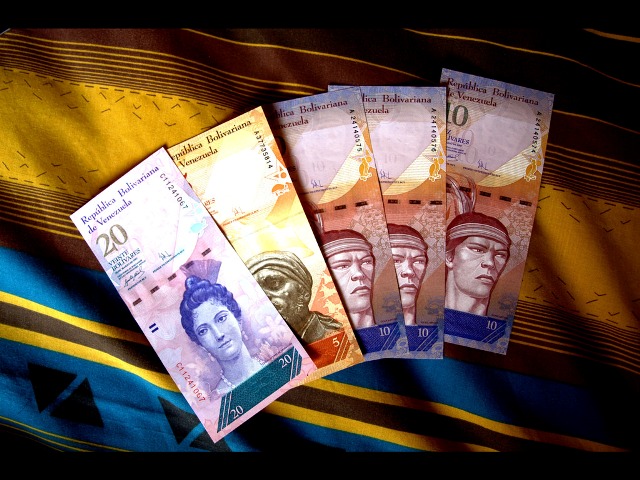 Venezuela raises minimum wage in fourth year of hyperinflation